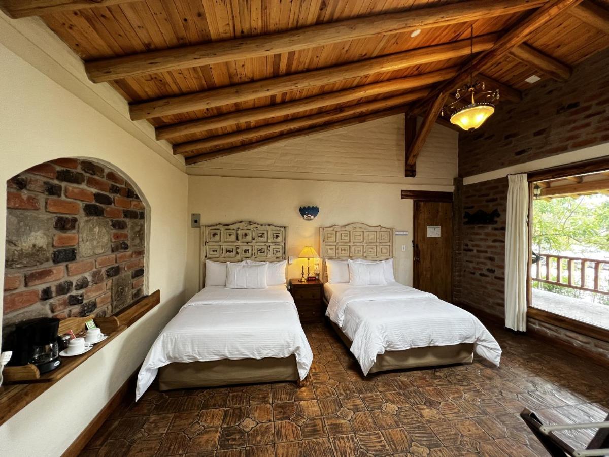 Hacienda Jimenita Wildlife Reserve Puembo ภายนอก รูปภาพ