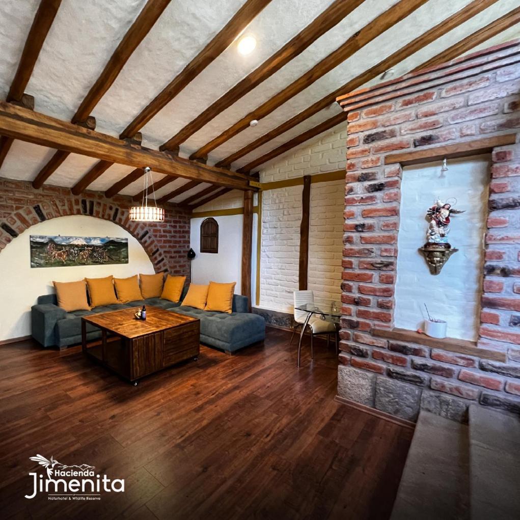 Hacienda Jimenita Wildlife Reserve Puembo ภายนอก รูปภาพ